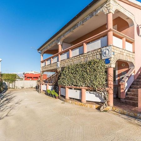 Apartmani Zarko Вир Екстер'єр фото