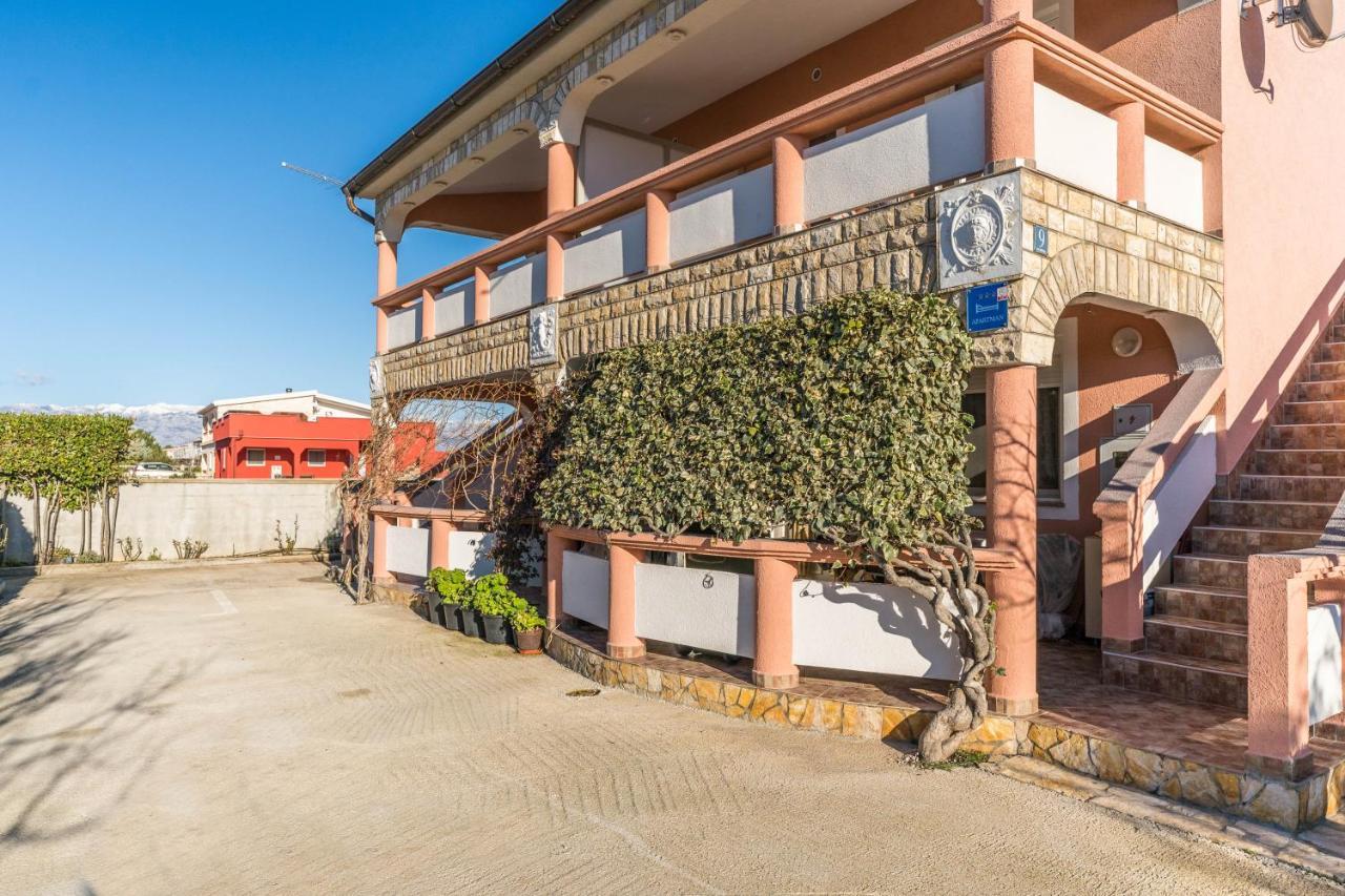 Apartmani Zarko Вир Екстер'єр фото